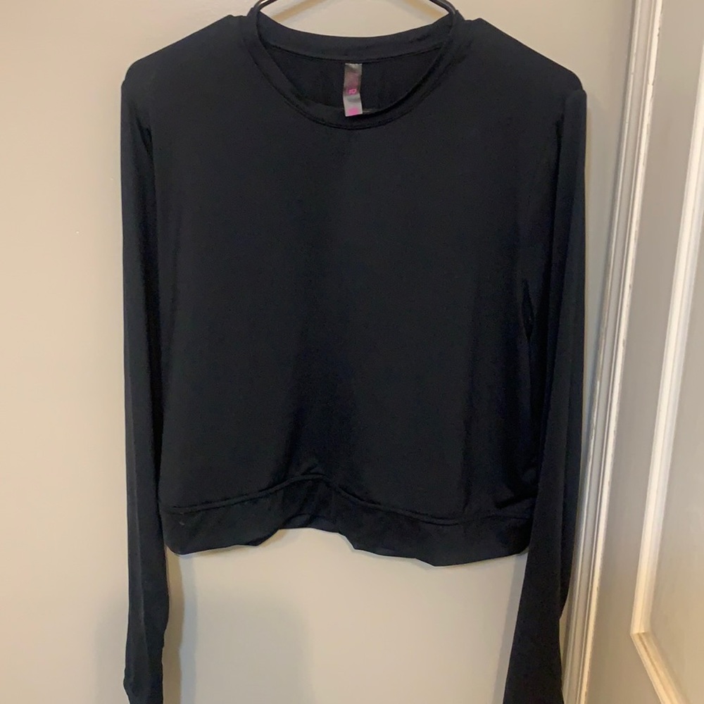 Perfect condition i.Fiv5 cropped shirt